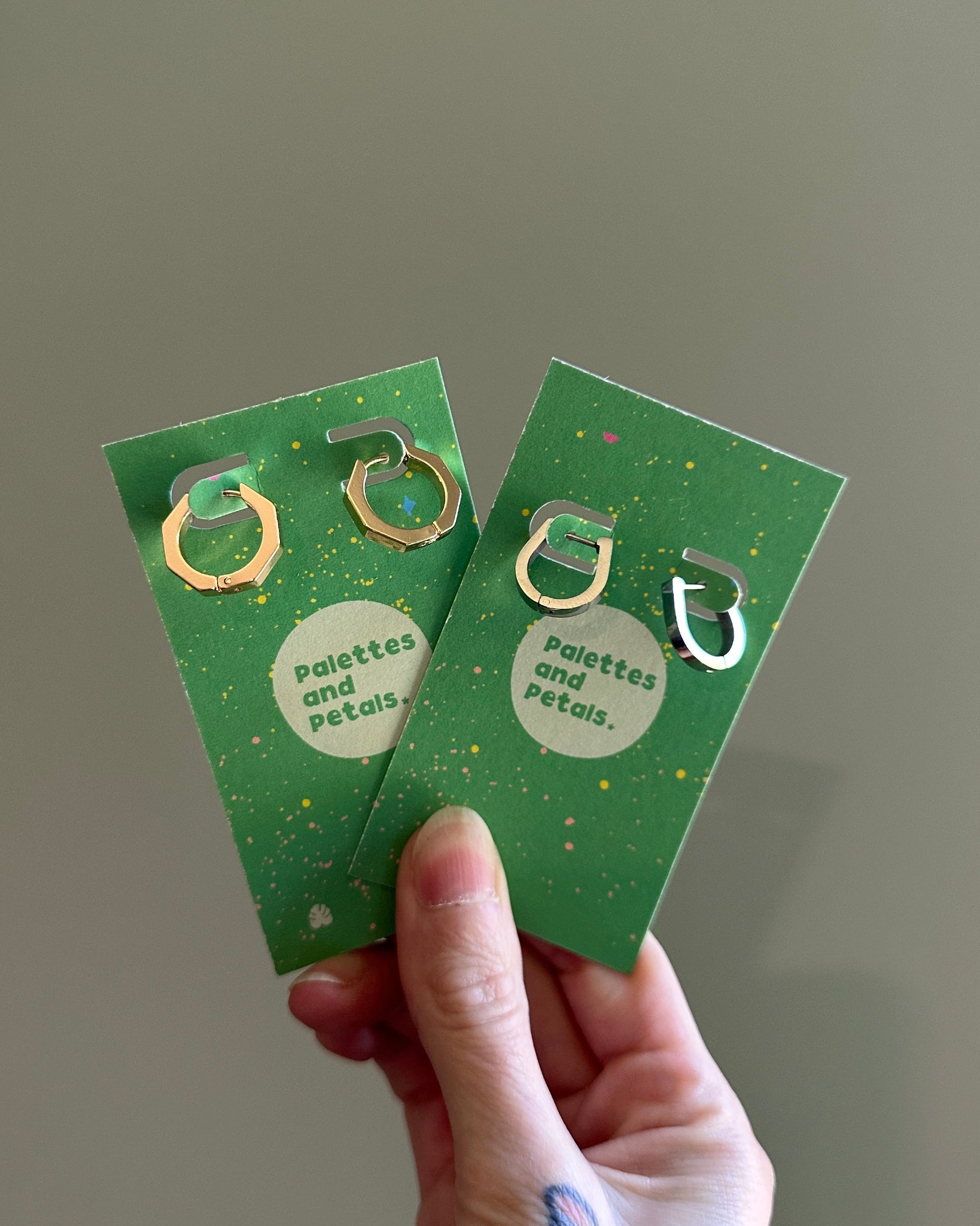 Everyday Stainless Steel Hinged Hoops