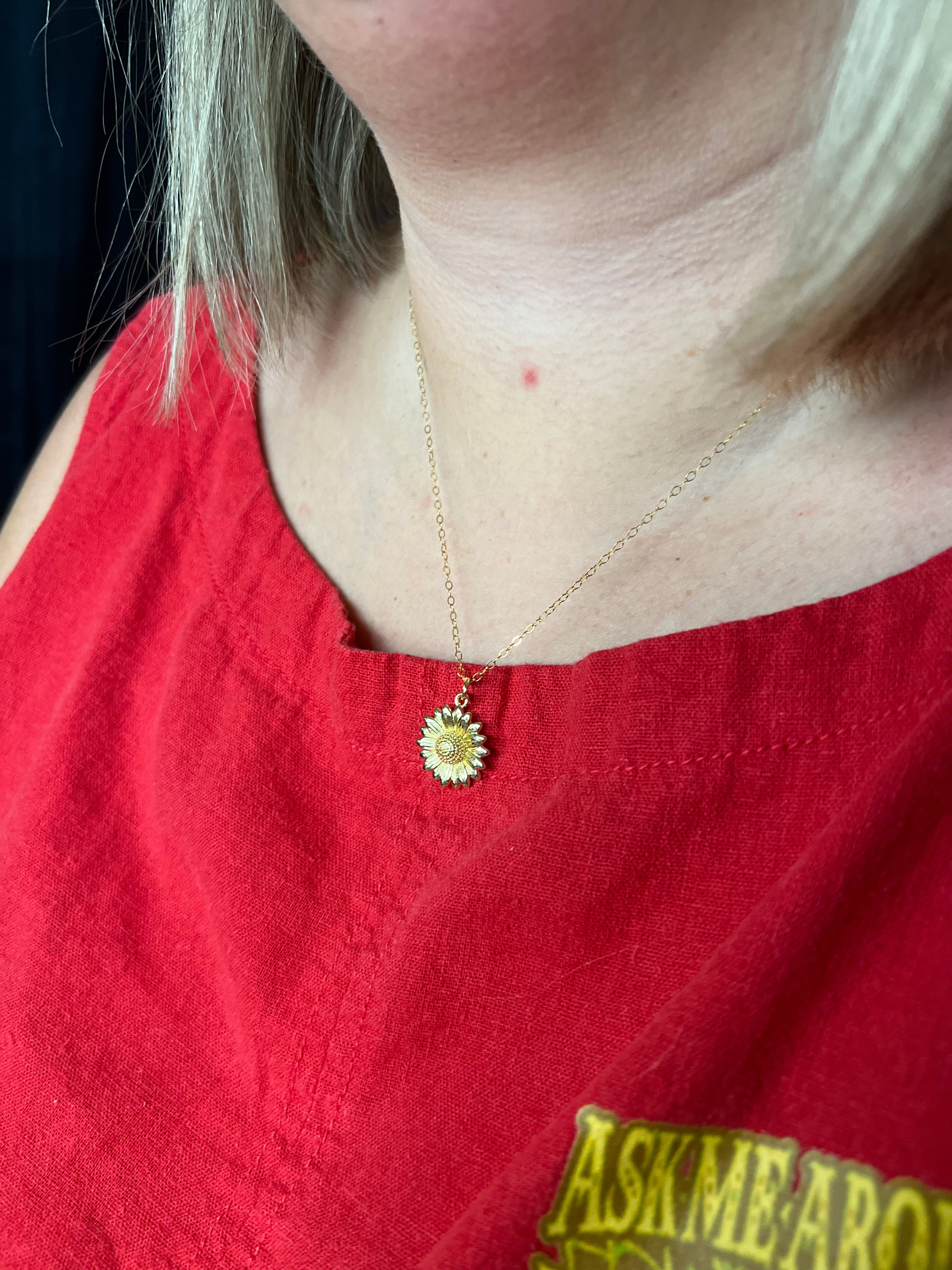 SunnyStrong Sunflower Necklace